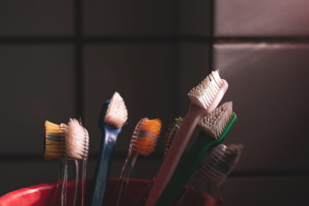test content cleaner fix - cleaning brushes