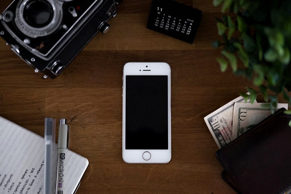 Complete Guide to How To Buy Used Iphone What Things Check